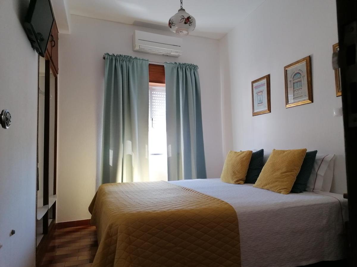 Guia Guest House São Bartolomeu de Messines Exteriör bild